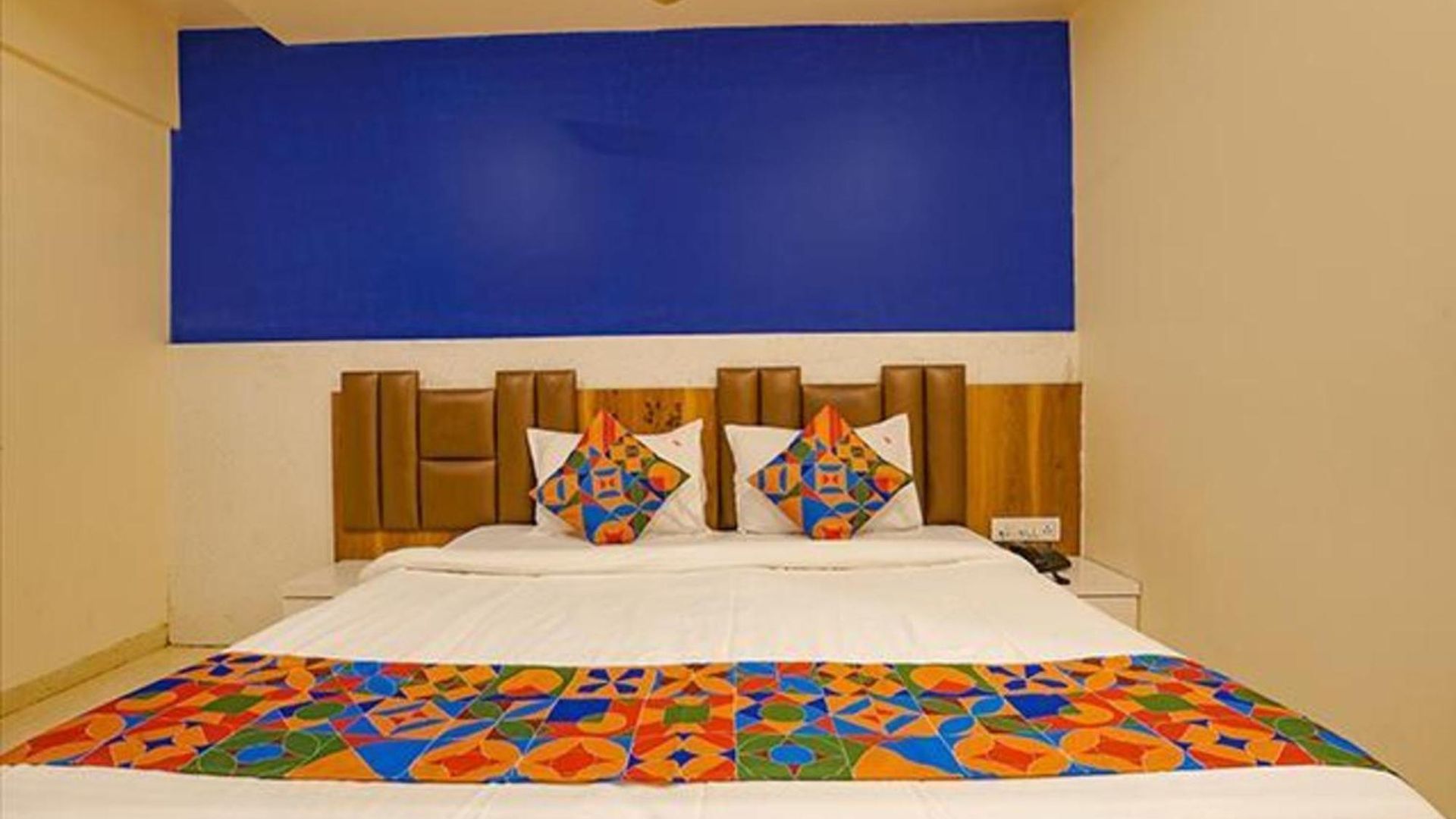 Fabhotel Veera Residency - Nr Airport Hotel