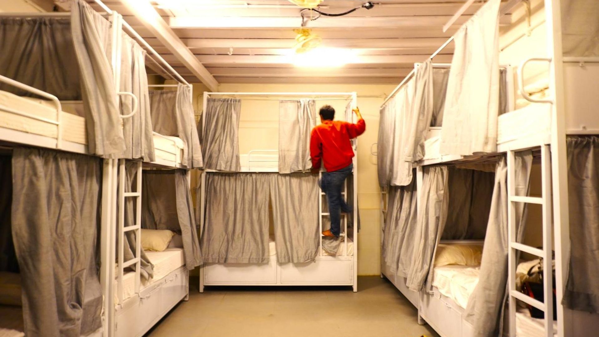 Hammock - Bandra Hostel *