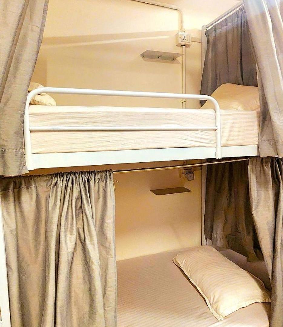 Hammock - Bandra Hostel Mumbai