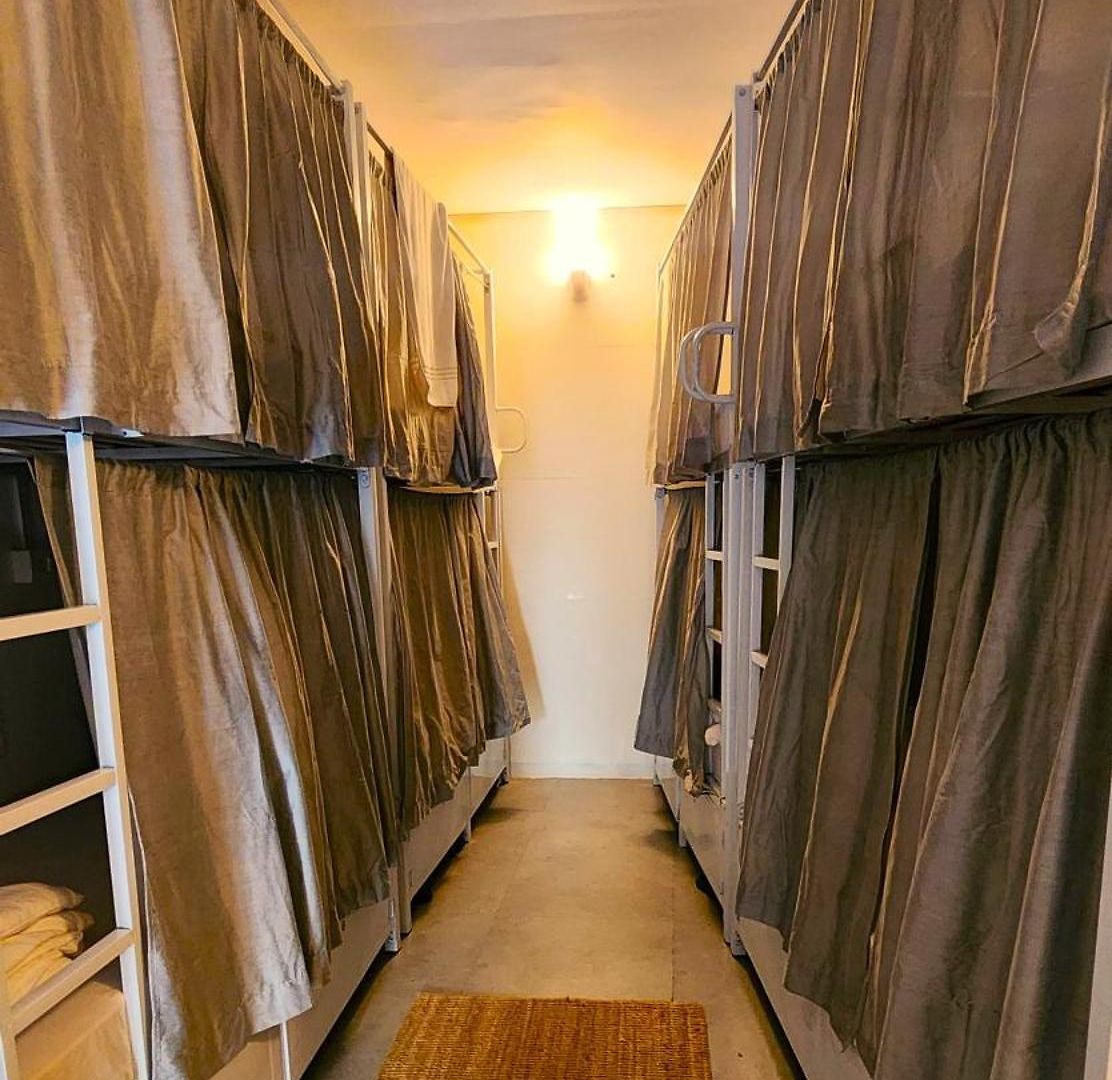 Hammock - Bandra Hostel