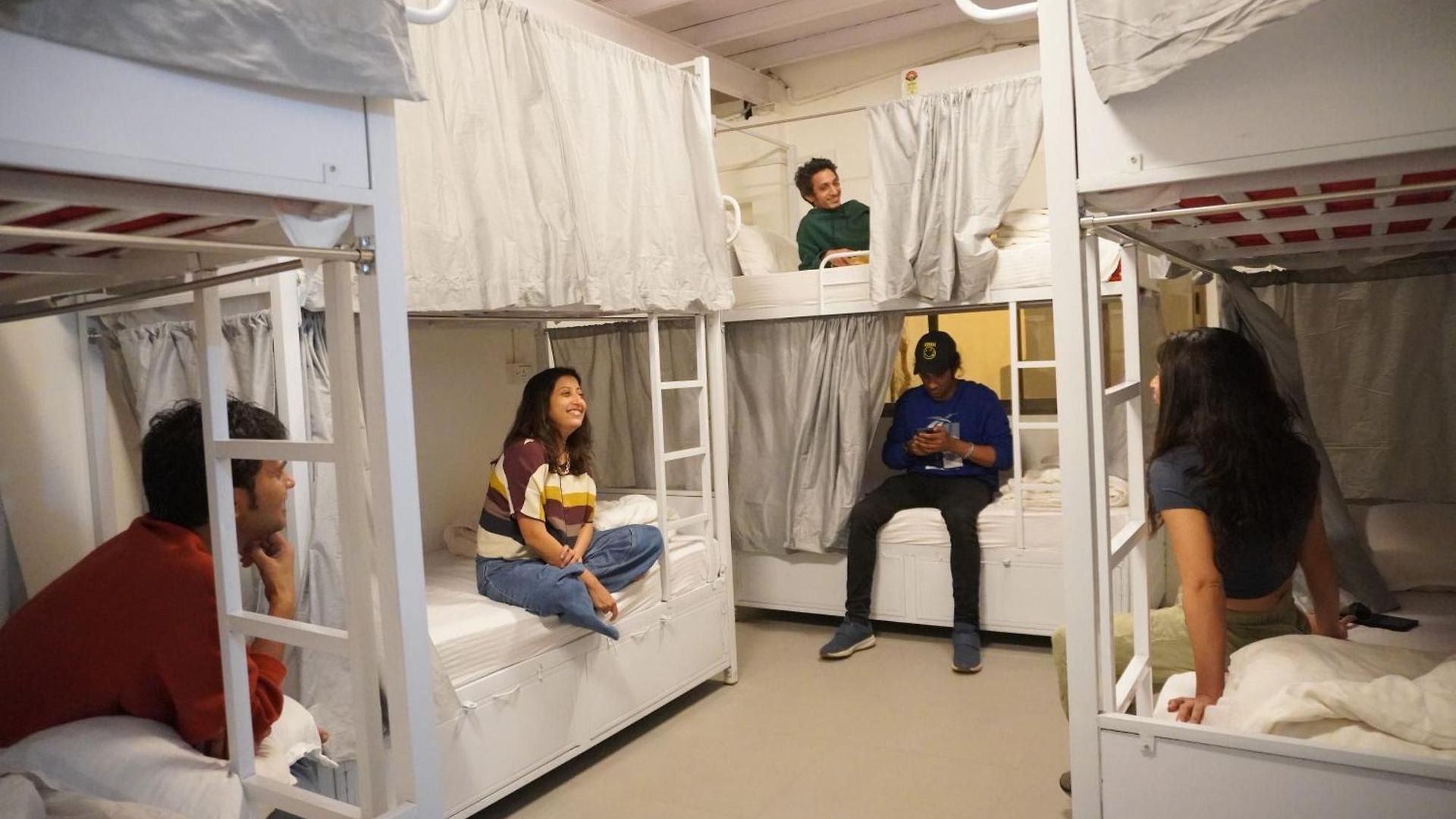 Hostel Hammock - Bandra