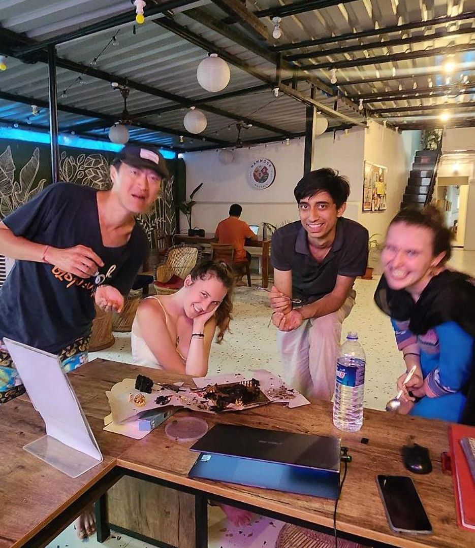 Hammock - Bandra Hostel Mumbai