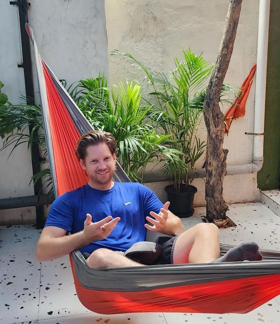 Hammock - Bandra Hostel