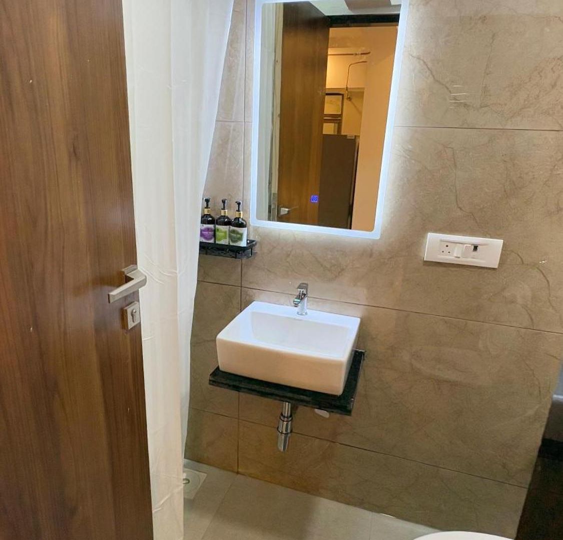 Apartment Osi Powai *