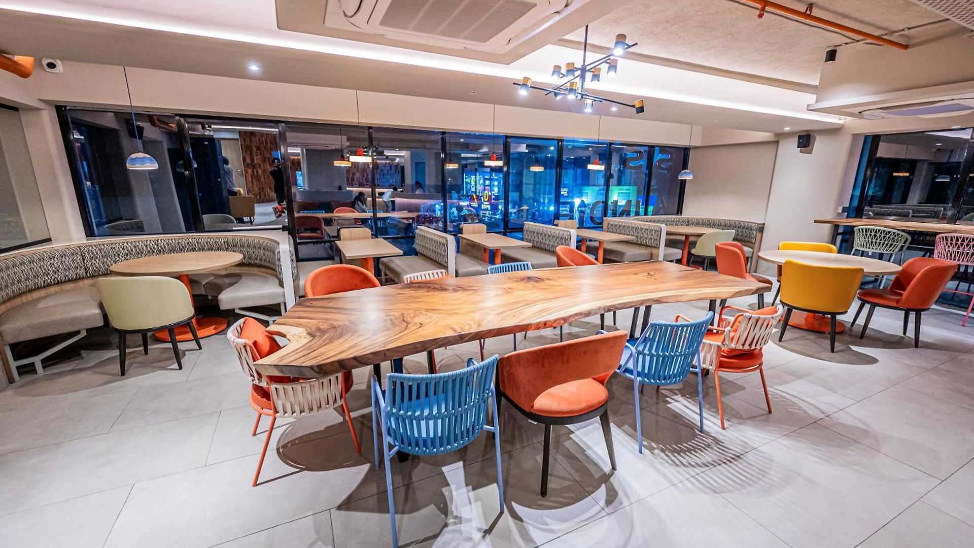 Hotel Indie International Airport