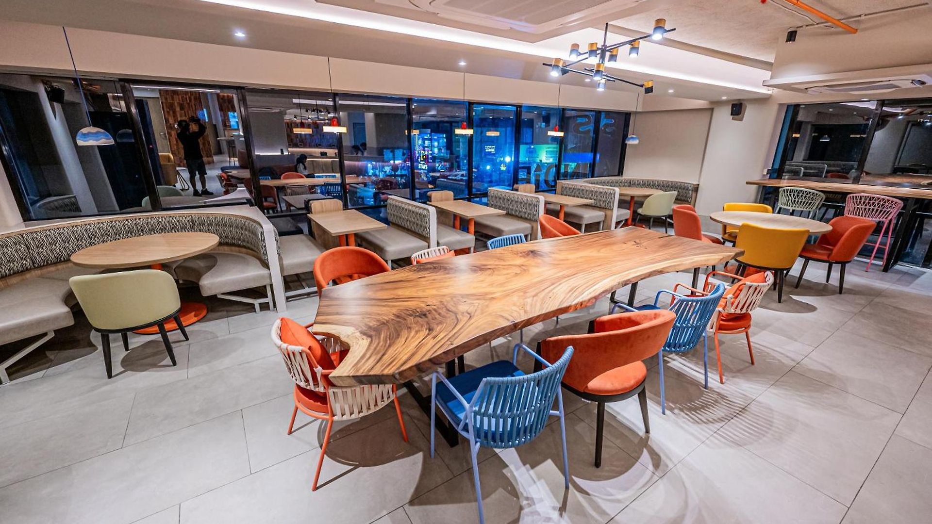 Indie International Airport Hotel 4*