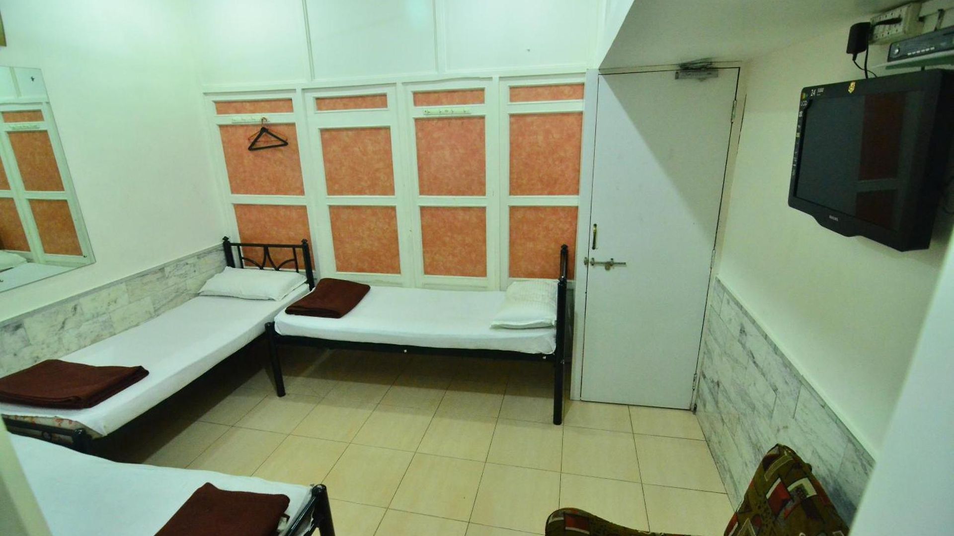 Hotel Shri Laxmi Mumbai