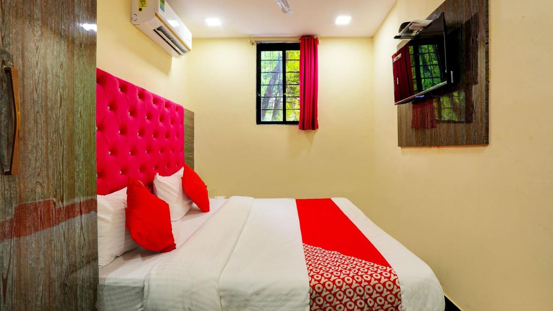 Collection O Goregaon West Formerly Prime