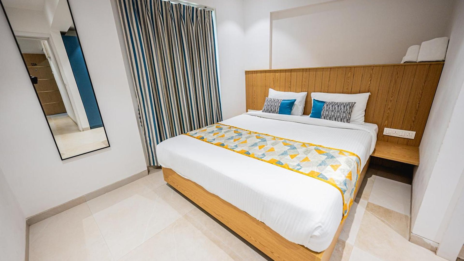 Indie Studios, Chembur Hotel 3*