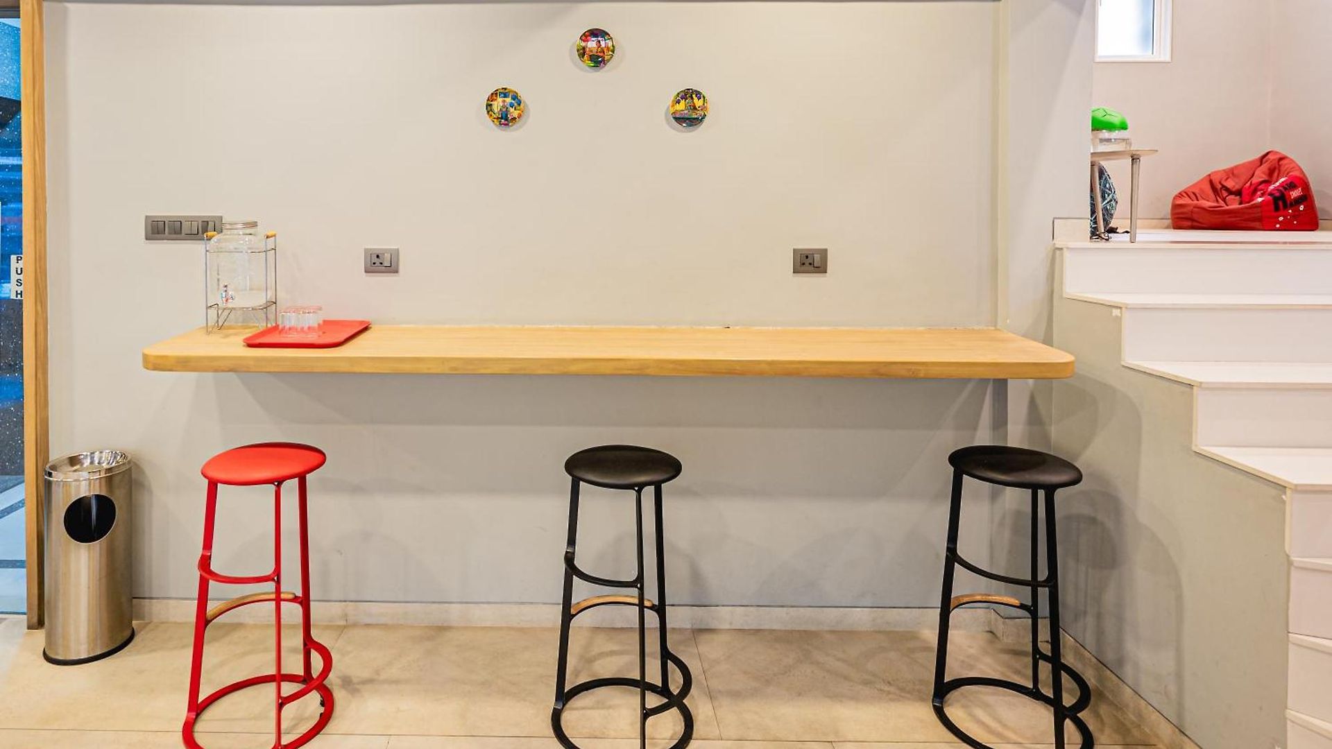 Hotel Indie Studios, Chembur