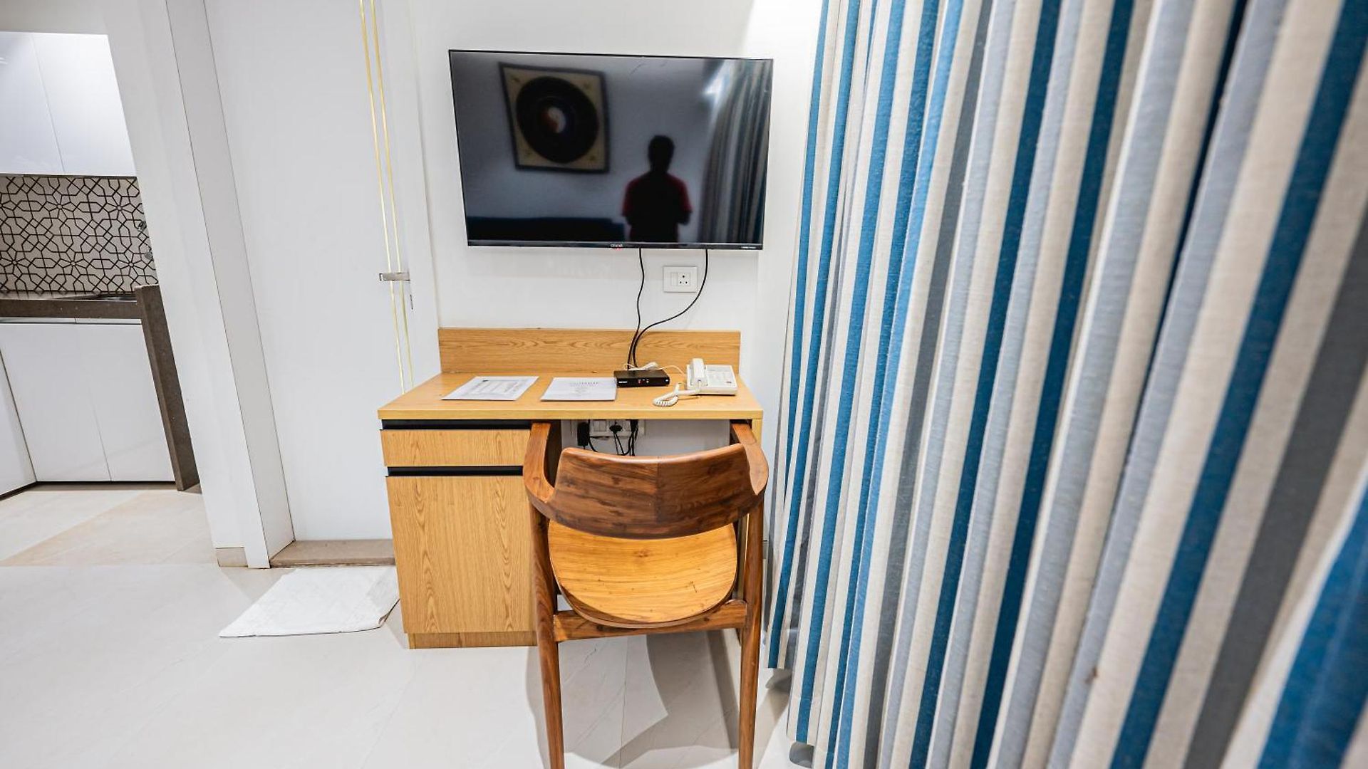 Indie Studios, Chembur 3*