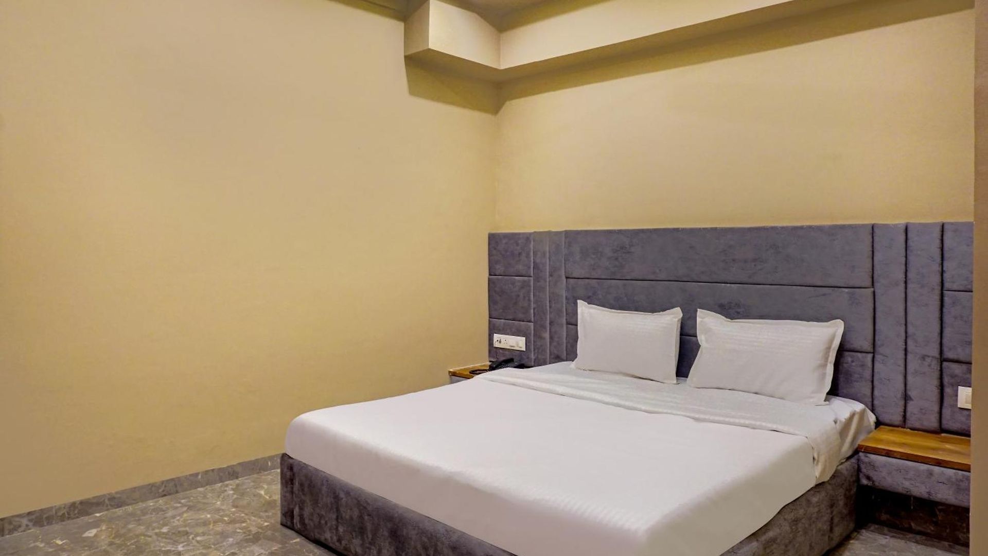 Hotel Nest