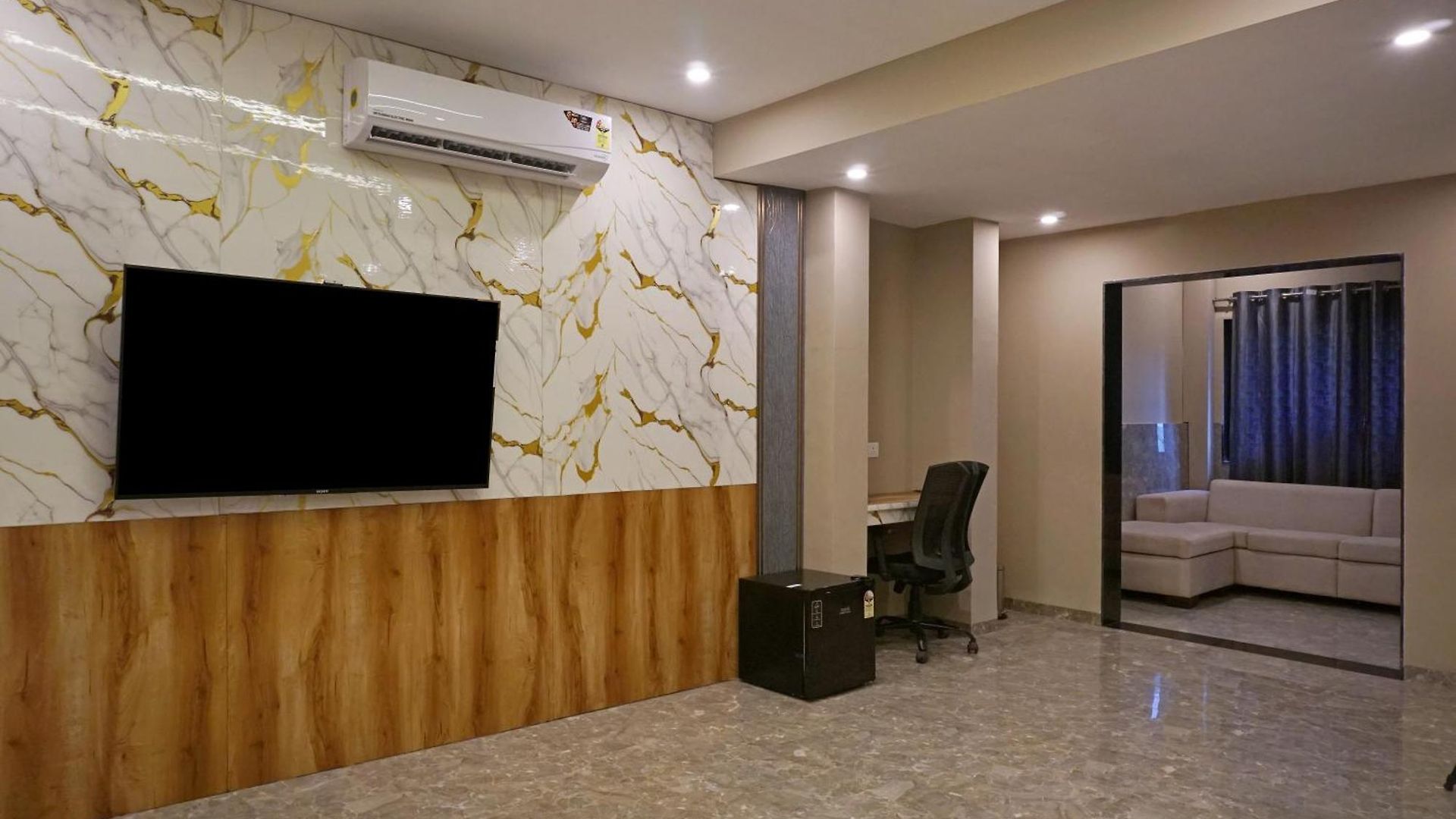 Hotel Nest