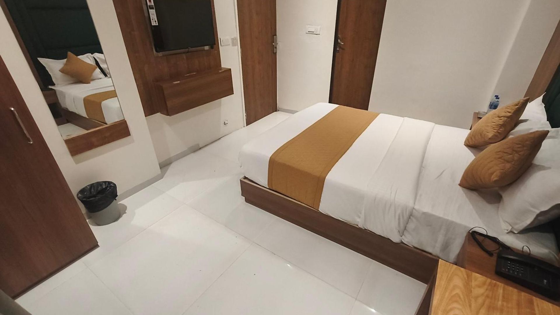 Hotel West Line Andheri