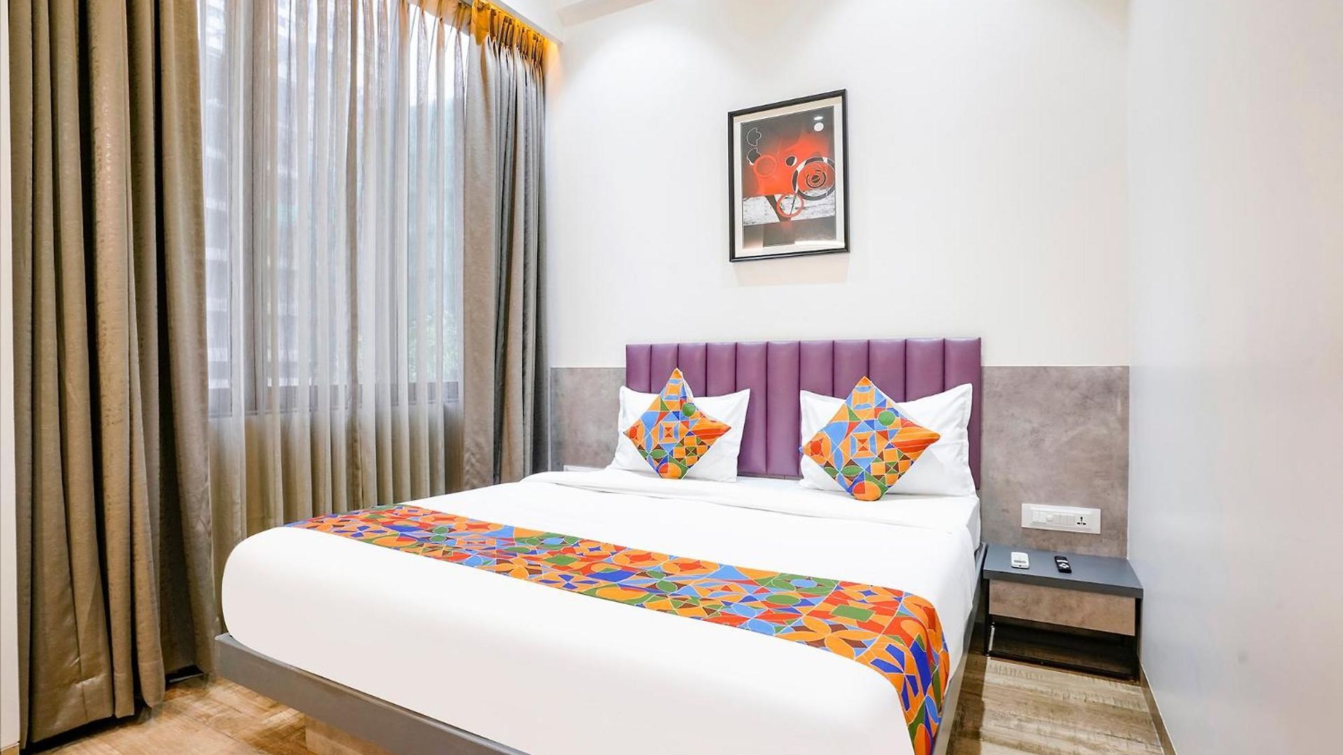 Fabhotel Global Spaces - Nr Nesco Exhibition Center Hotel