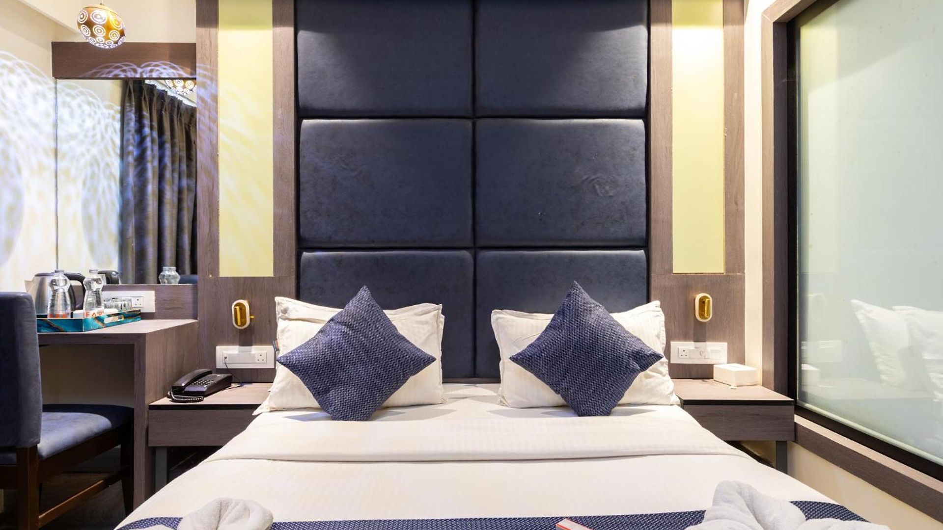 Hotel Horizon Near Exhibition Center