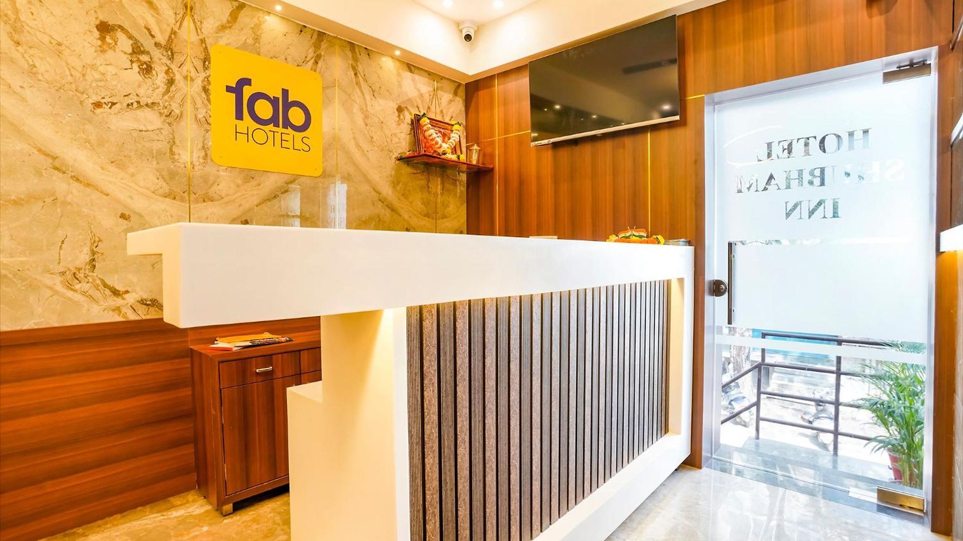 Hotel Fabhotel Shubham 3*