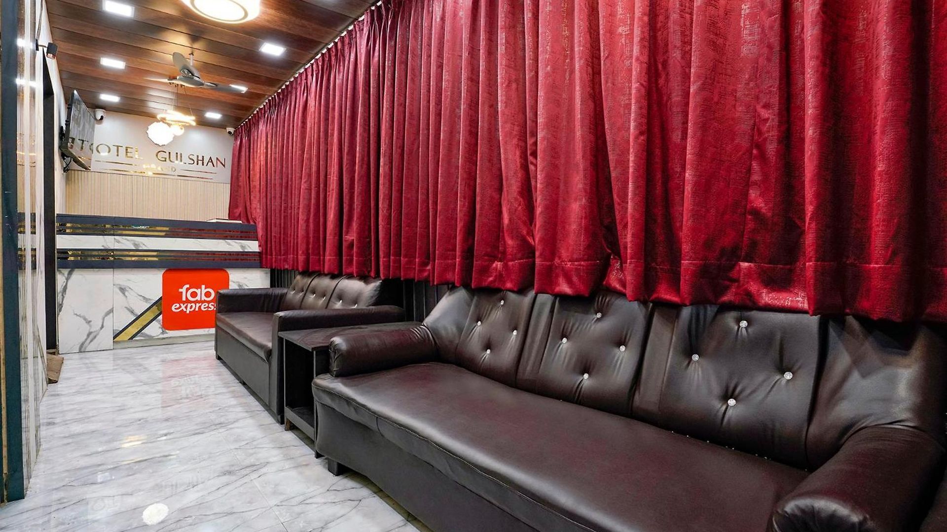 Gulshan Hotel 3*