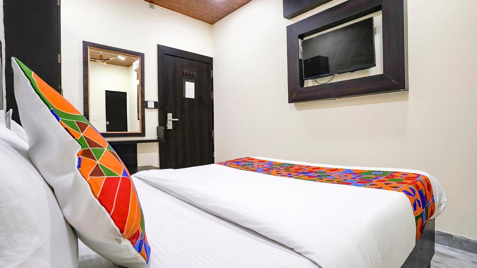 Hotel Gulshan 3*