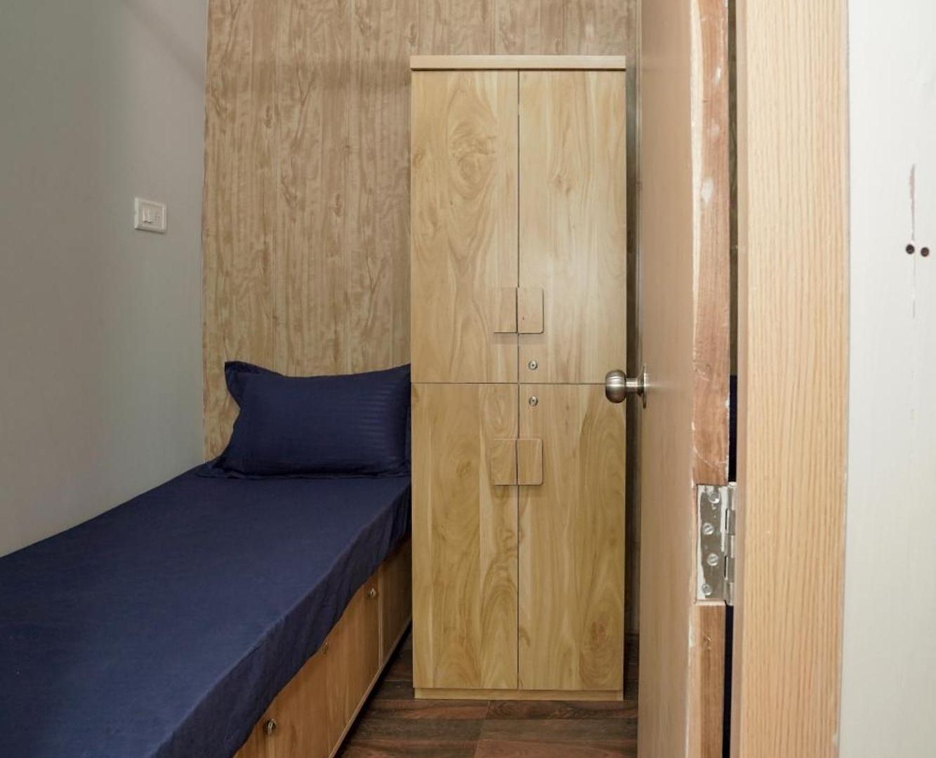Zest 1054-andheri West Hostel Mumbai