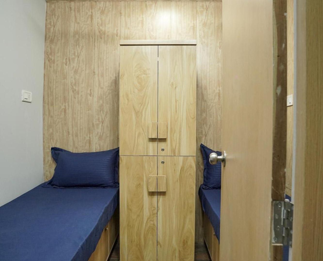 Hostel Zest 1054-andheri West Mumbai