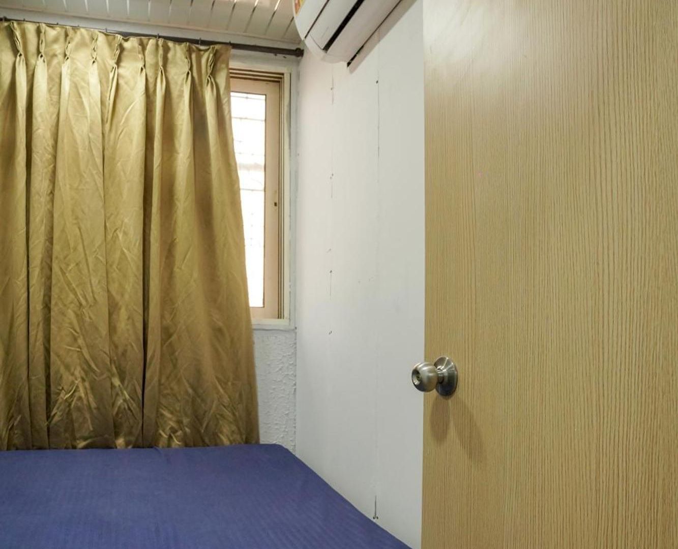 Zest 1054-andheri West Hostel