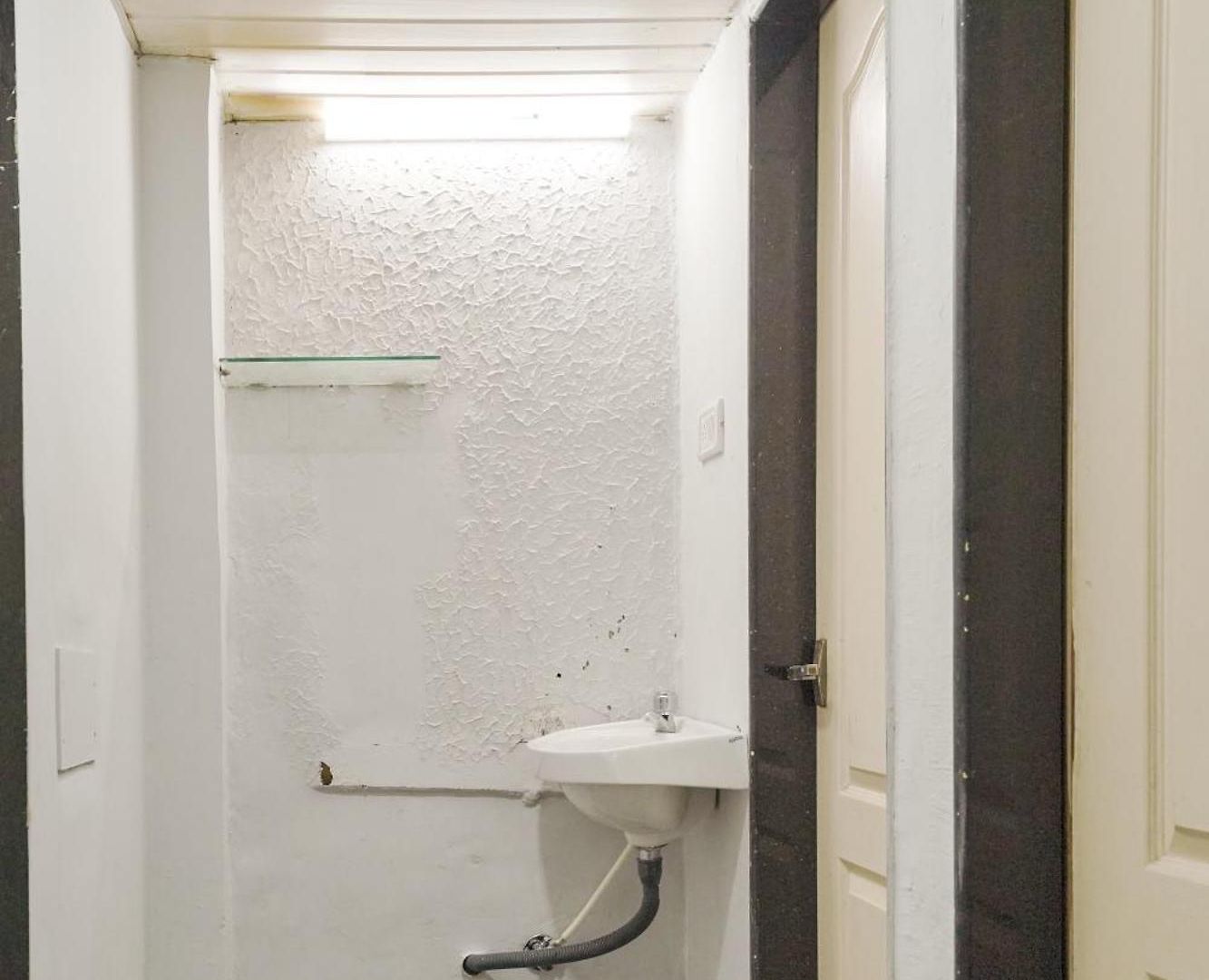 Hostel Zest 1054-andheri West Mumbai