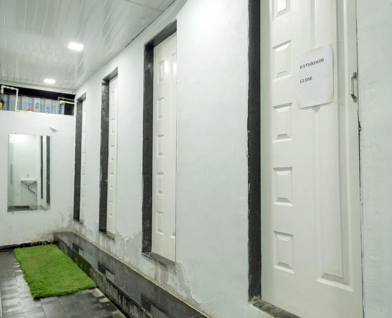 Zest 1054-andheri West Hostel Mumbai