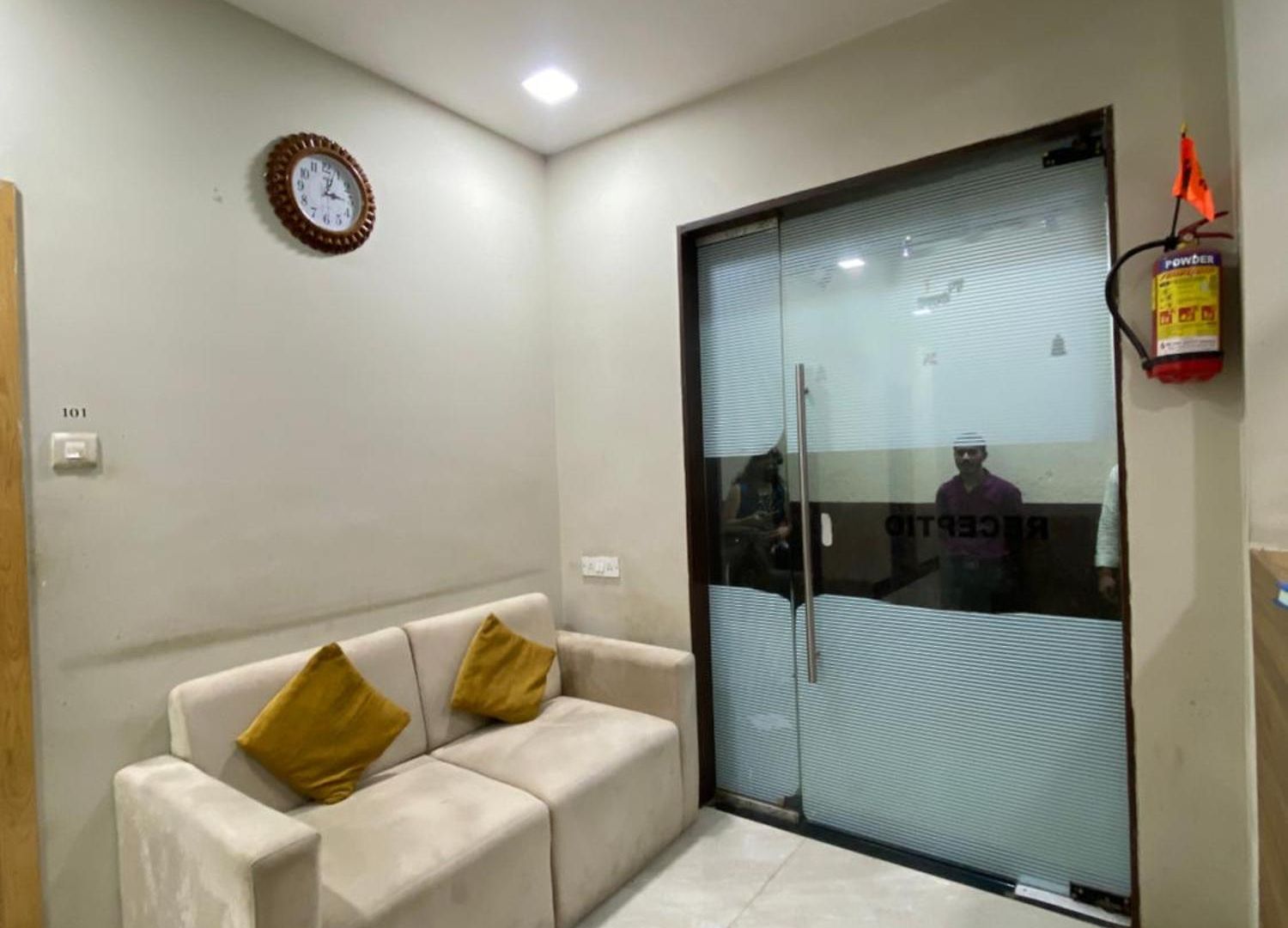 Hotel Blue Wellington - Near Airport 3*