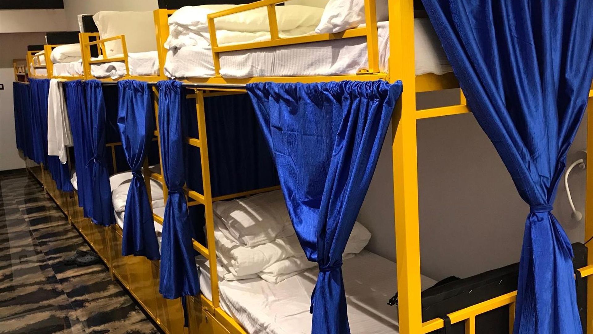 Hostel New Mango Mumbai