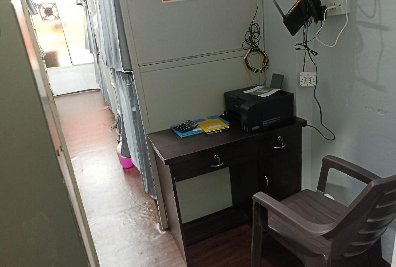 Saffron Goregaon East Hostel *