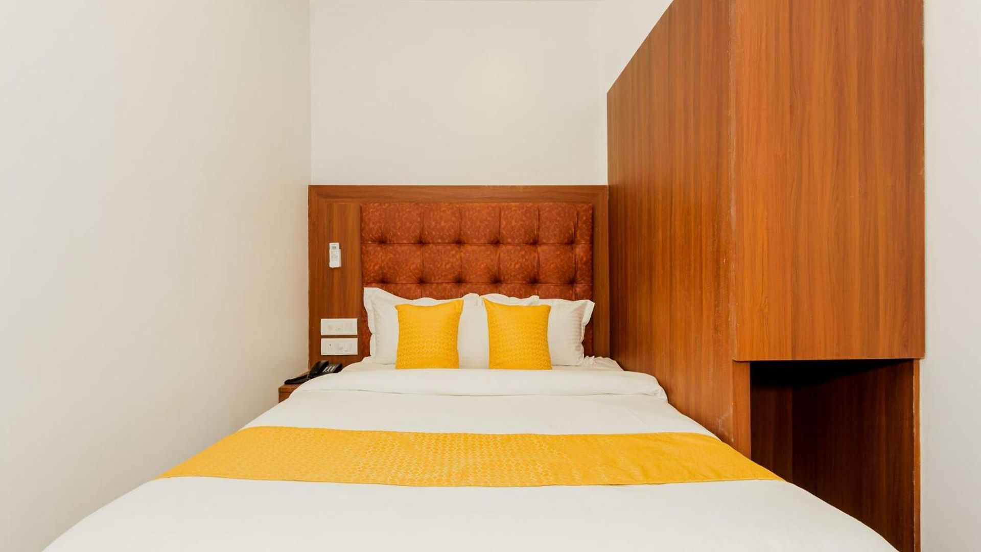 Zillion Executive Near Us Consulate Bandra Kurla Complex Near Airport Mumbai