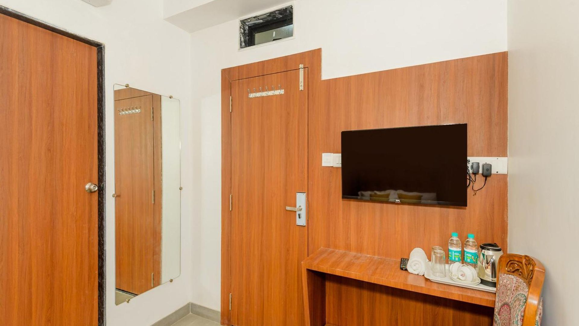 Hotel Zillion Executive Near Us Consulate Bandra Kurla Complex Near Airport Mumbai