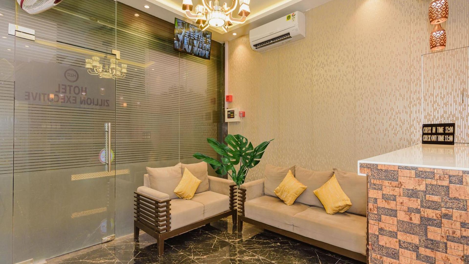 Zillion Executive Near Us Consulate Bandra Kurla Complex Near Airport Hotel Mumbai