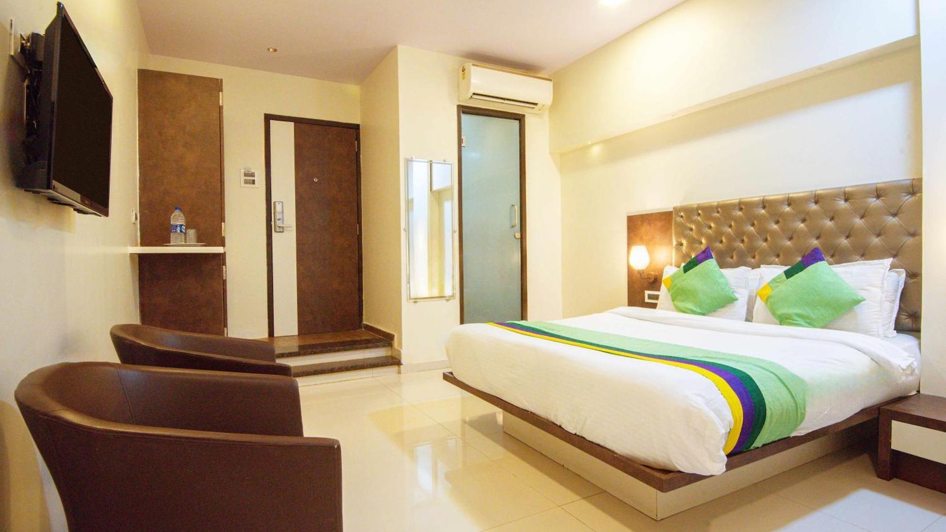 Hotel Treebo Blue Moon Powai 3*
