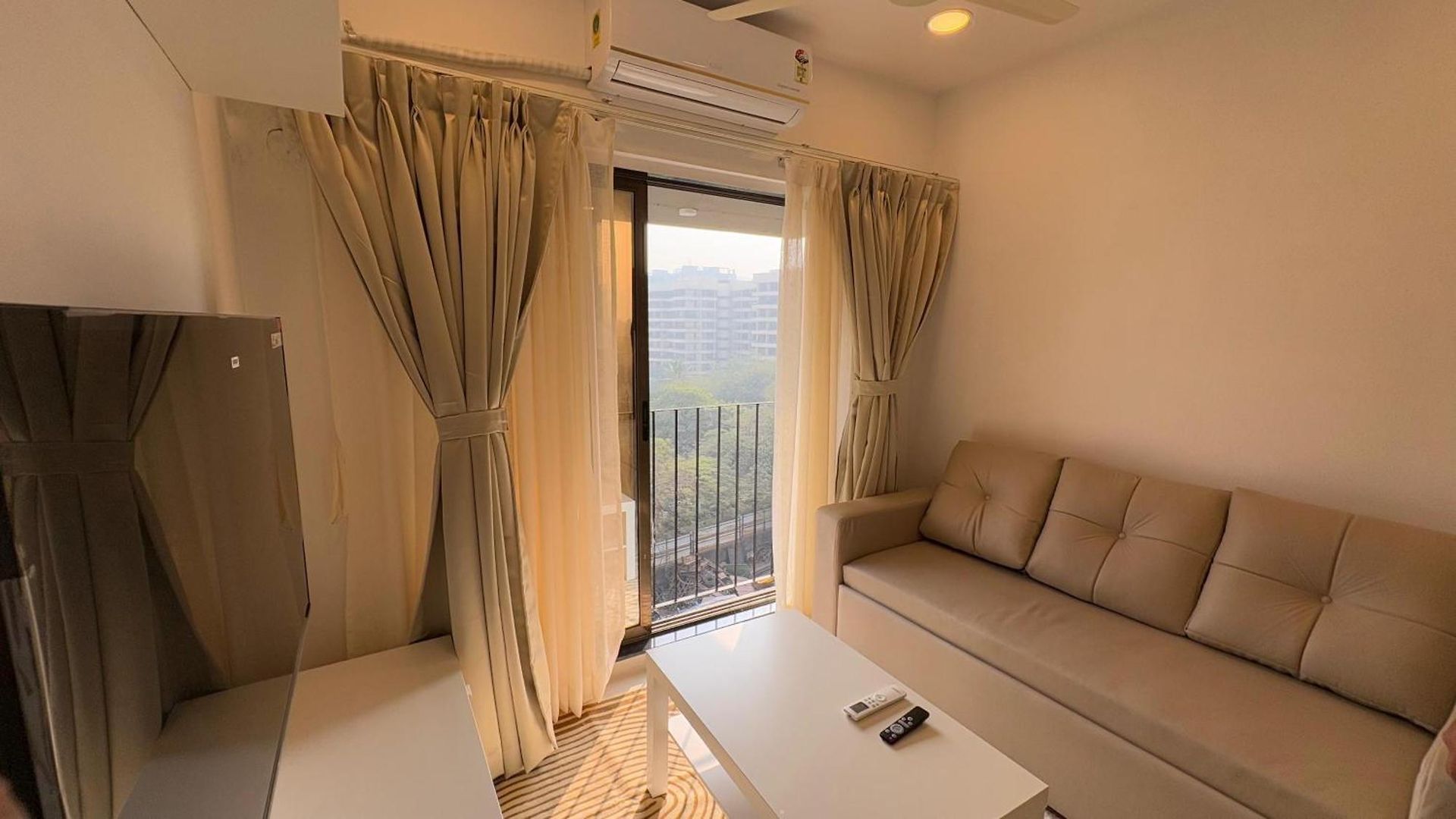 Osi Powai Apartment *