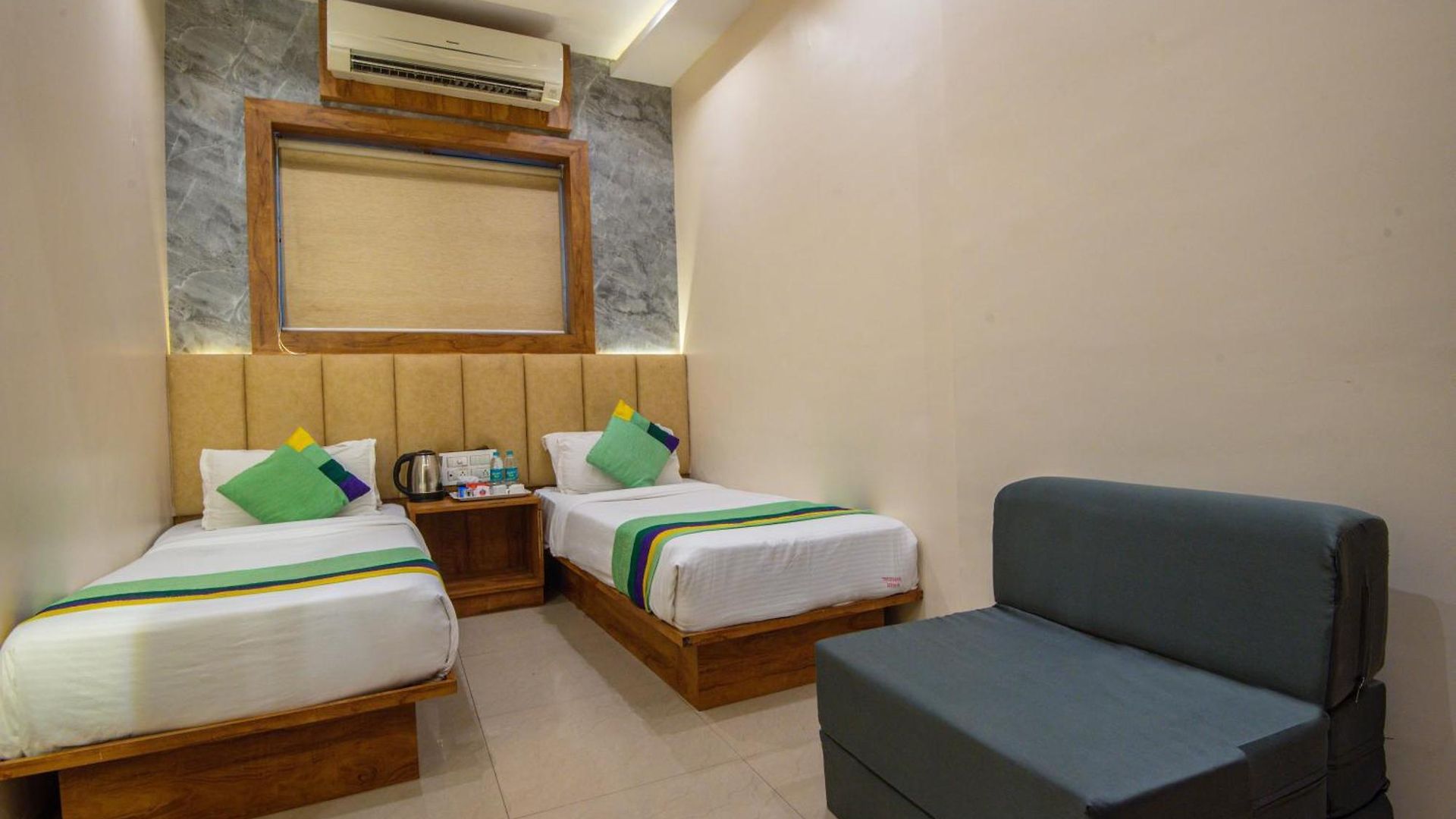 Hotel Treebo Amber Imperial 3*