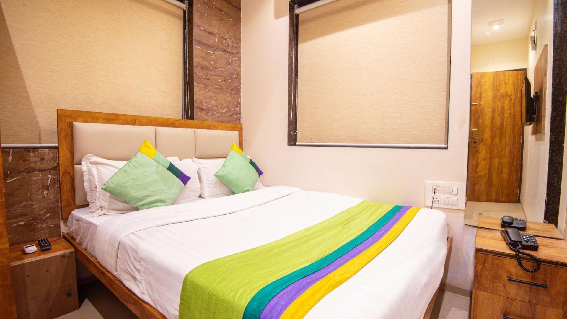 Hotel Treebo Amber Imperial Mumbai