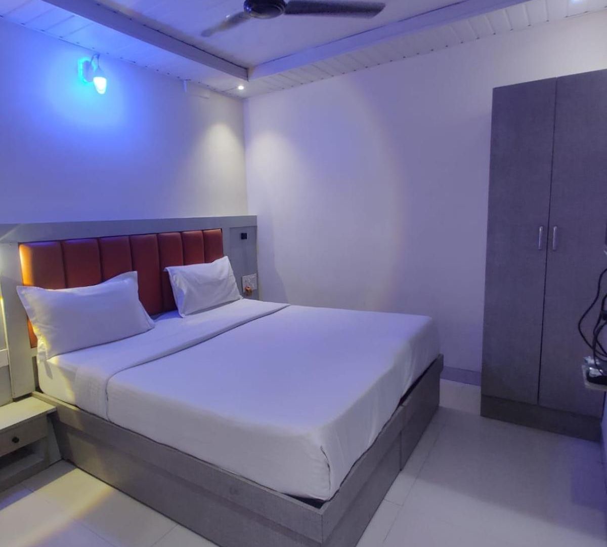 New Prince Palace Hotel 3*