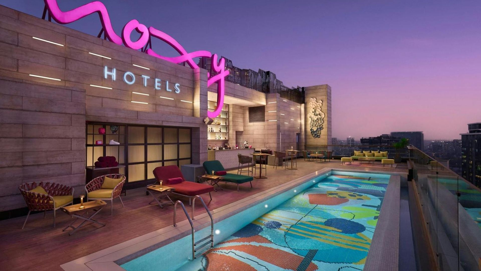 Moxy Andheri West 5*