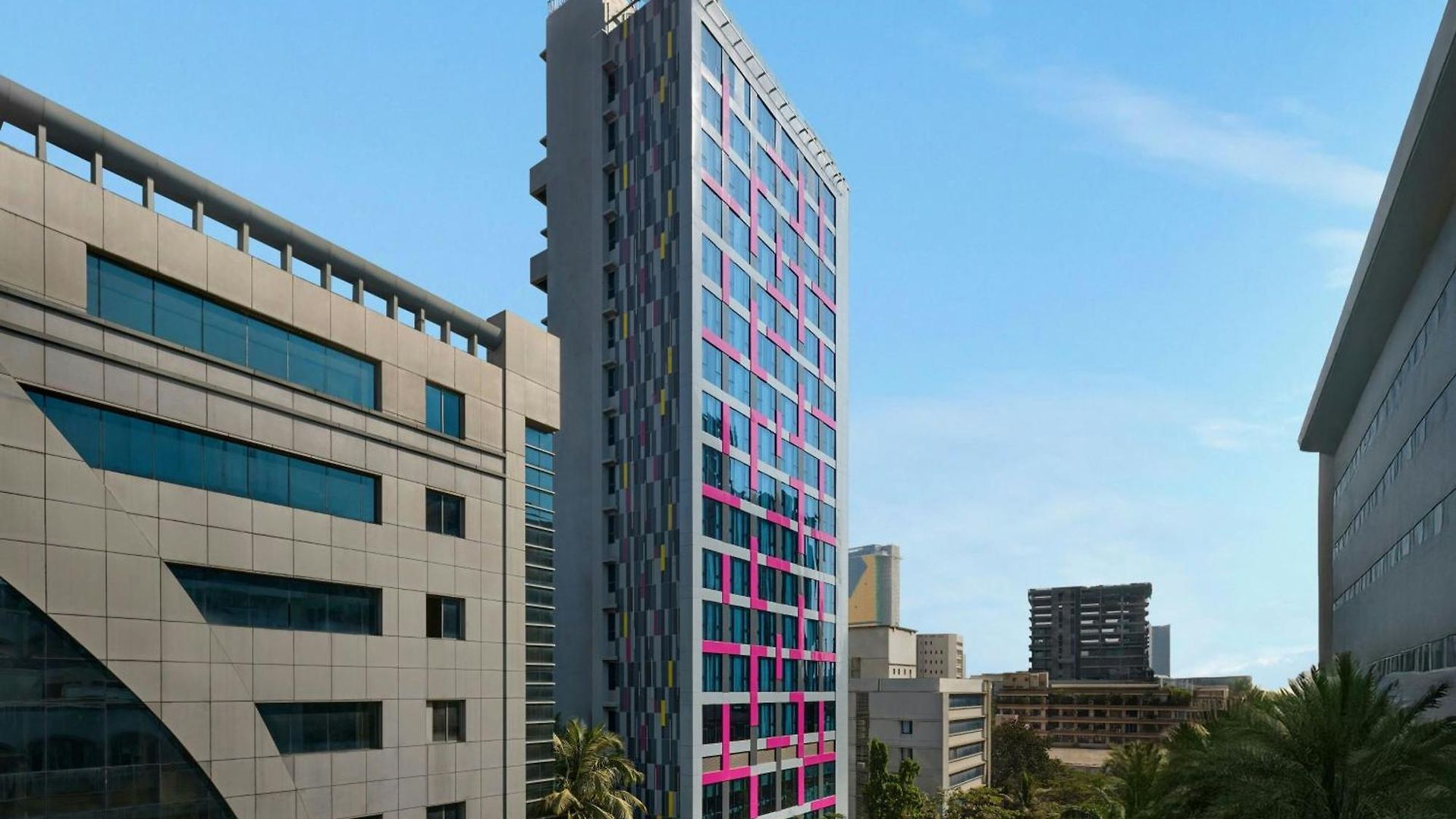 Moxy Andheri West 5*