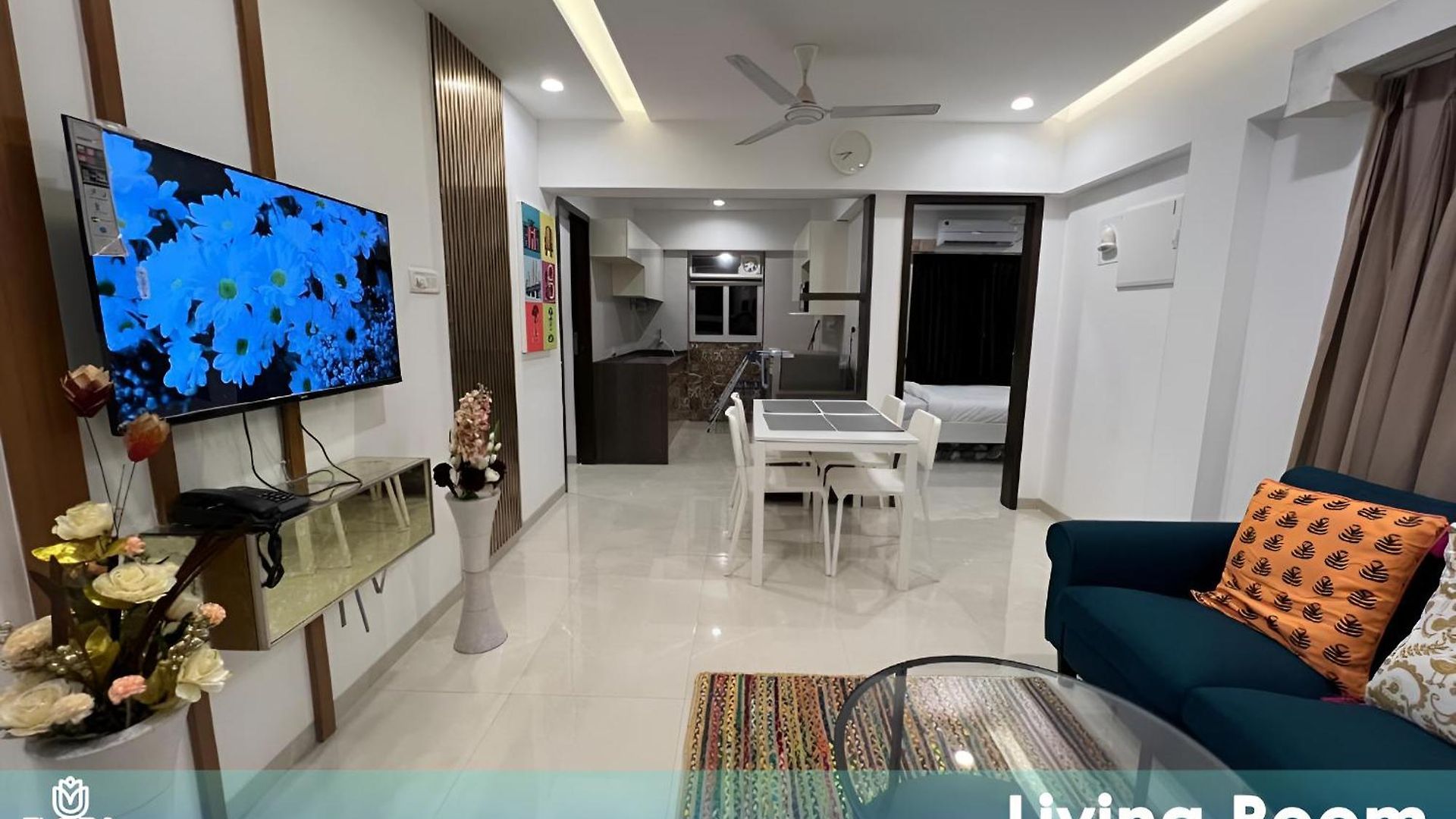 2br Theme Service For Staycation By Flora Mumbai
