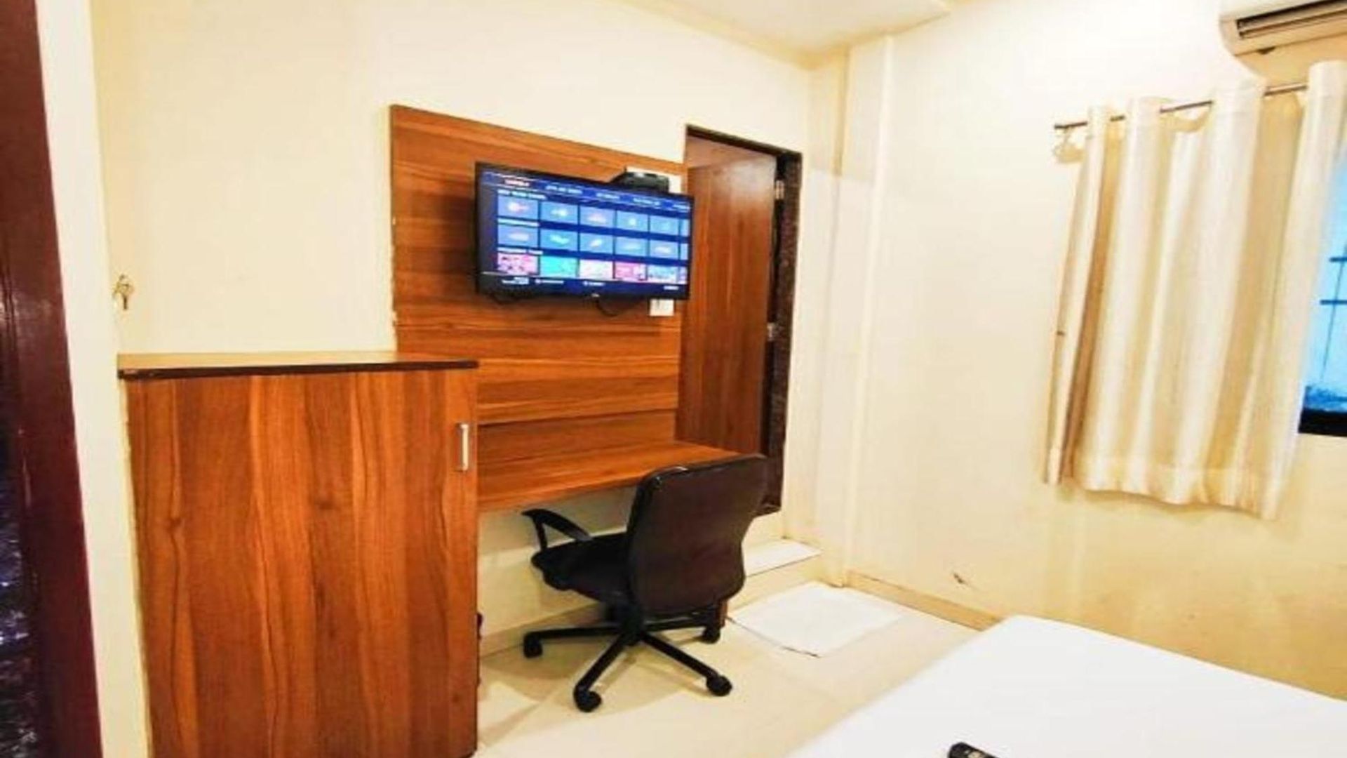 Avion Palace Near Exhibition Centre Hotel Mumbai