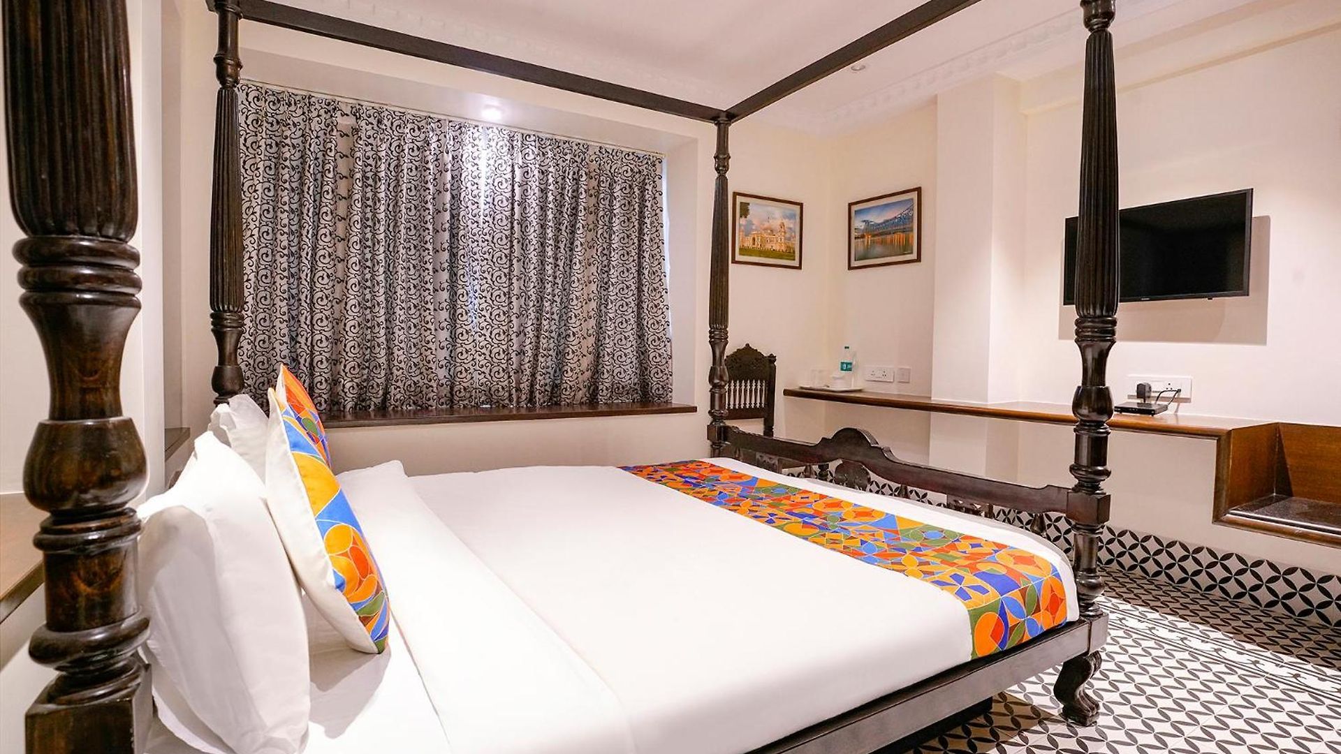 Fabhotel Corporate Jb Nagar - Nr Airport Hotel *
