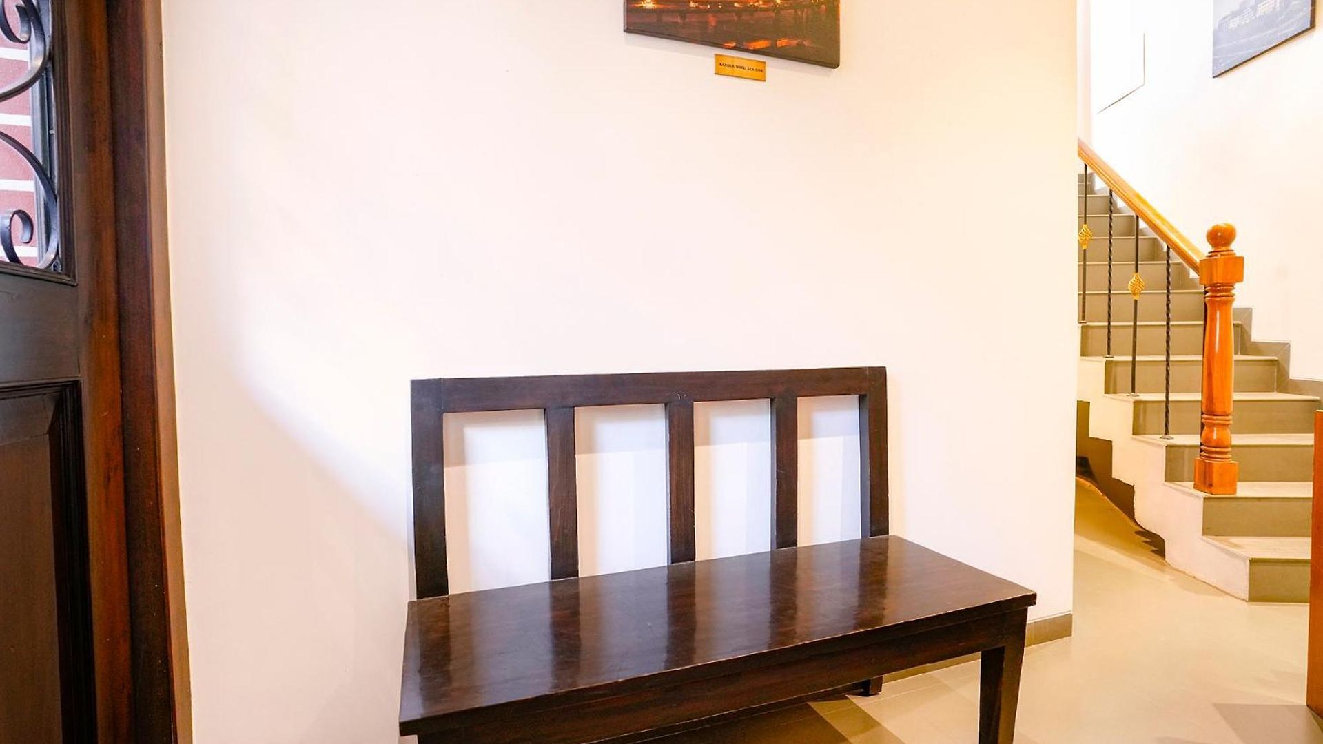 Fabhotel Corporate Jb Nagar - Nr Airport *