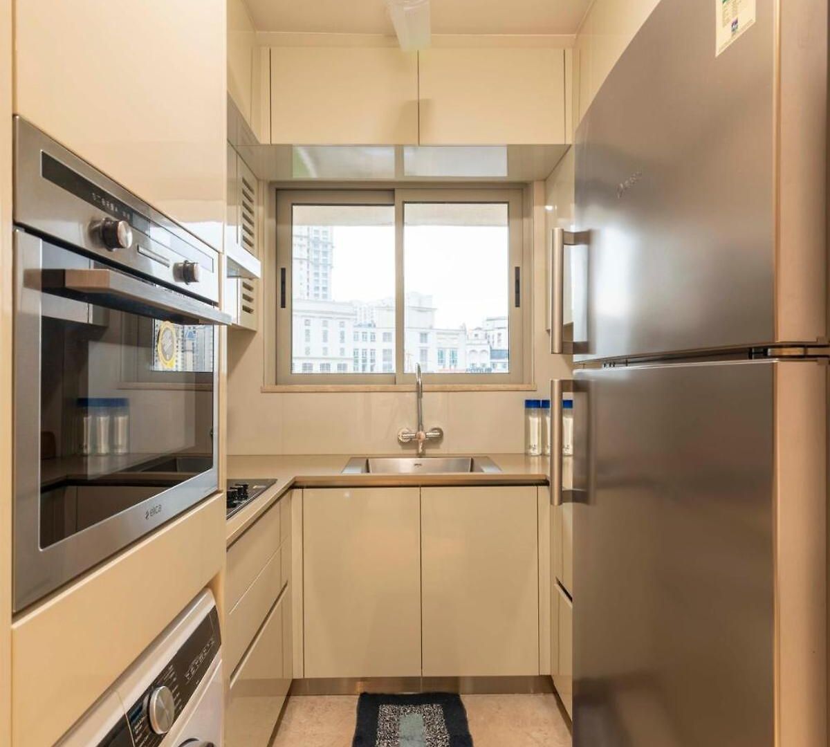 Apartment Graceful, Vivid 1bhk In Hiranandani Powai