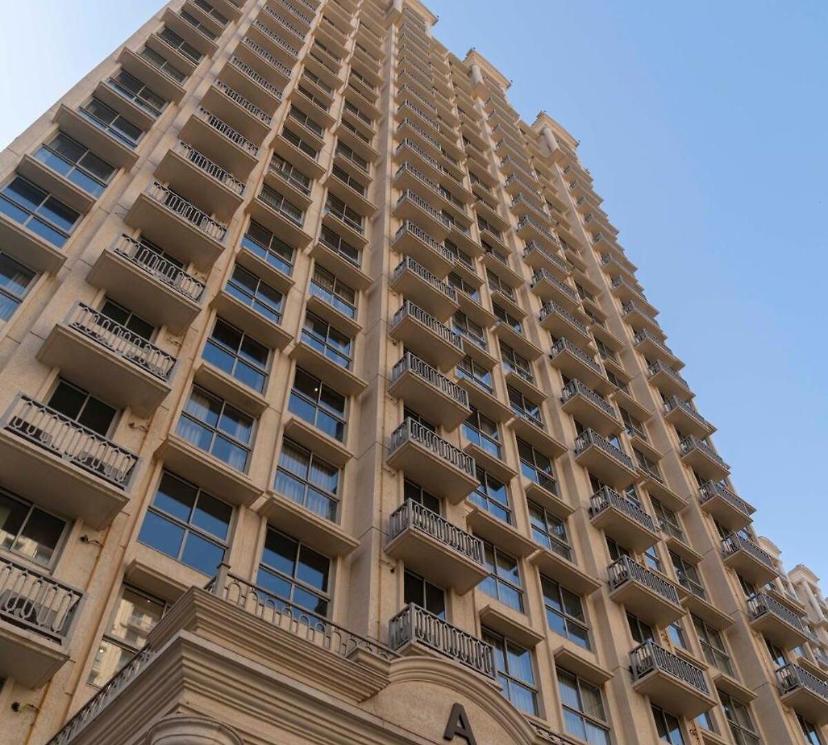 Graceful, Vivid 1bhk In Hiranandani Powai Apartment