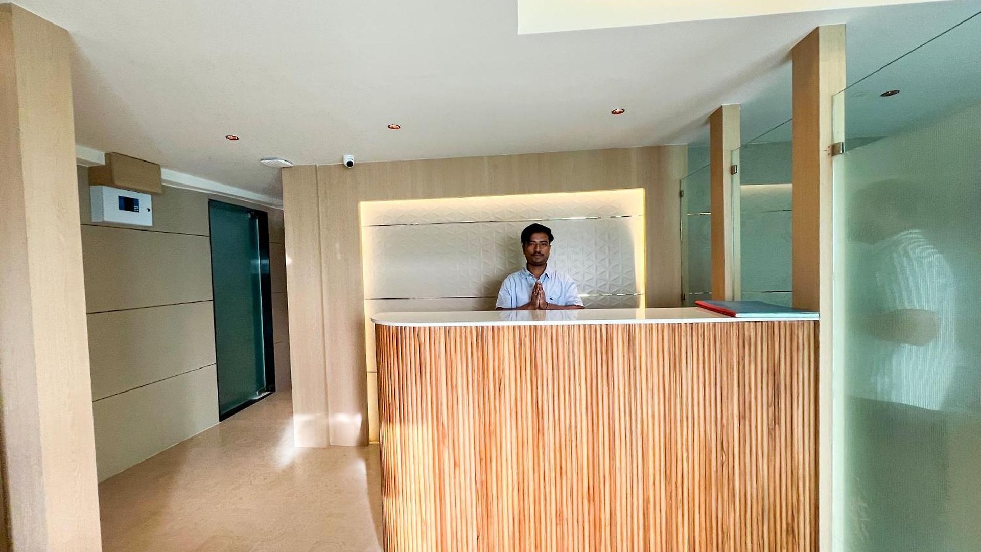 Bandra Hotel 3*