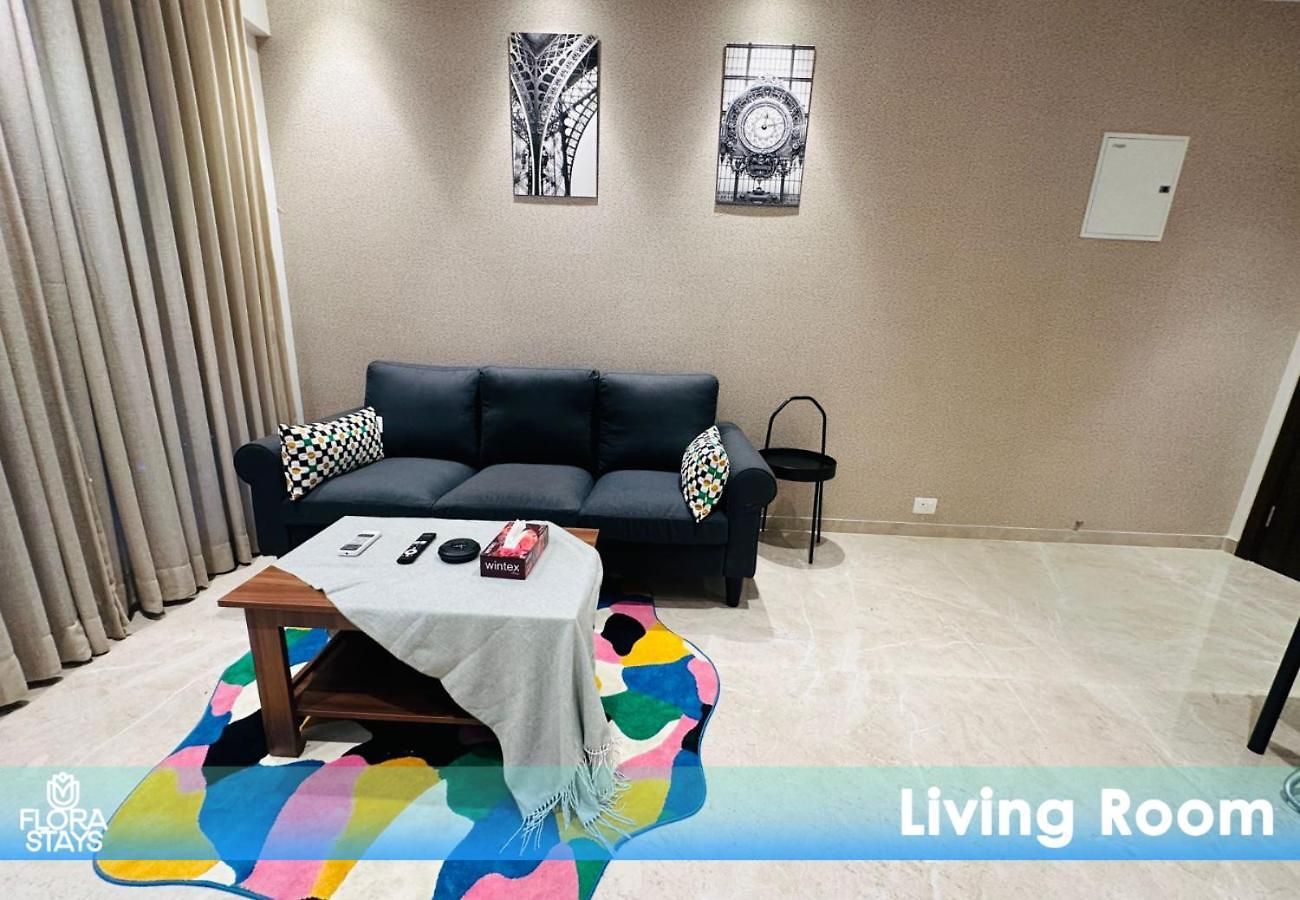 Apartment 1br Theme In Powai By Florastays Mumbai