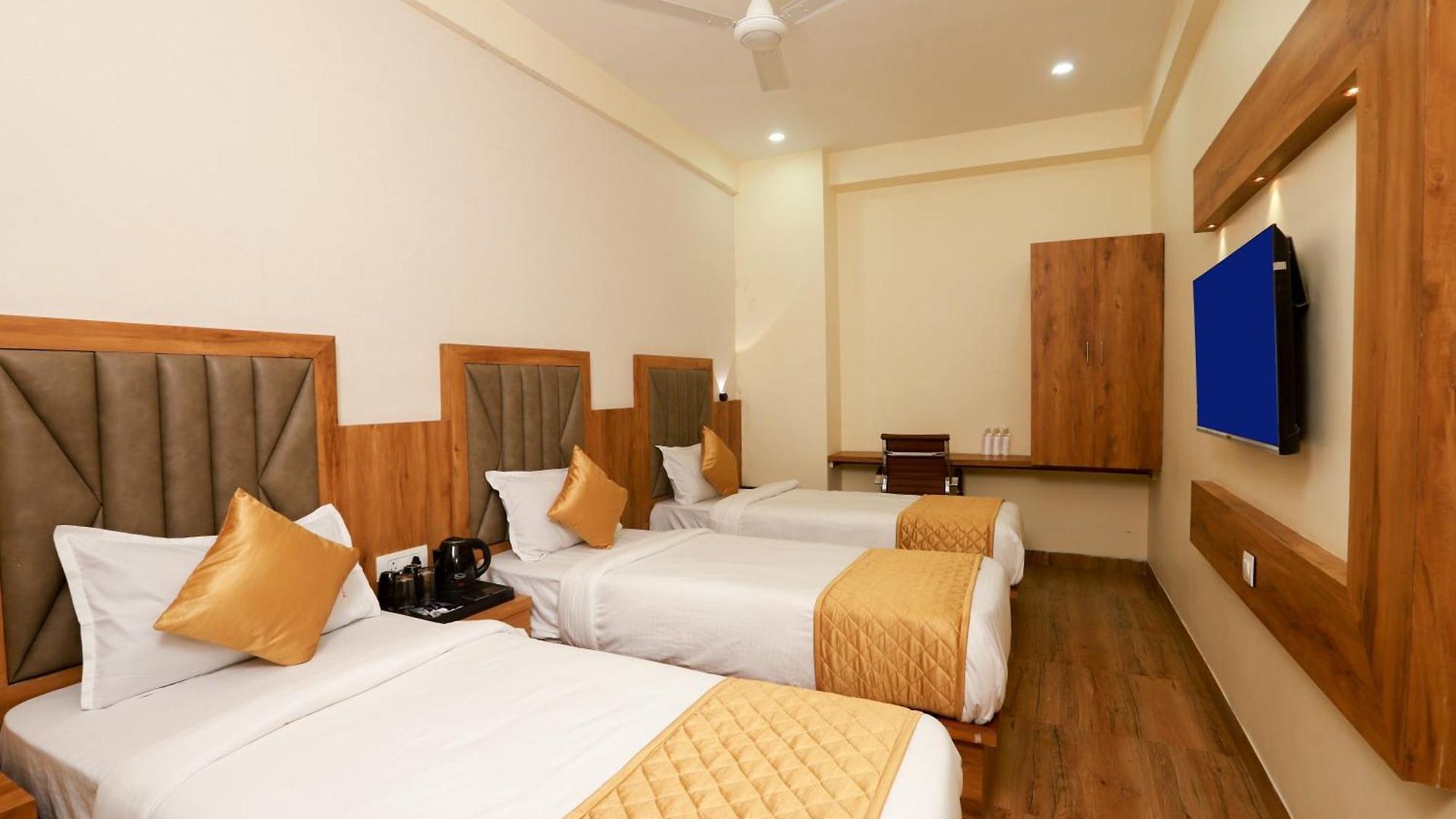 Bkc Minerva, Near Us Consulate 3*